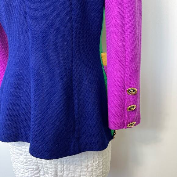 St. John Knit Blazer Double Breasted Color-Block Chain Accent Gold Buttons | 8 - Picture 11 of 15